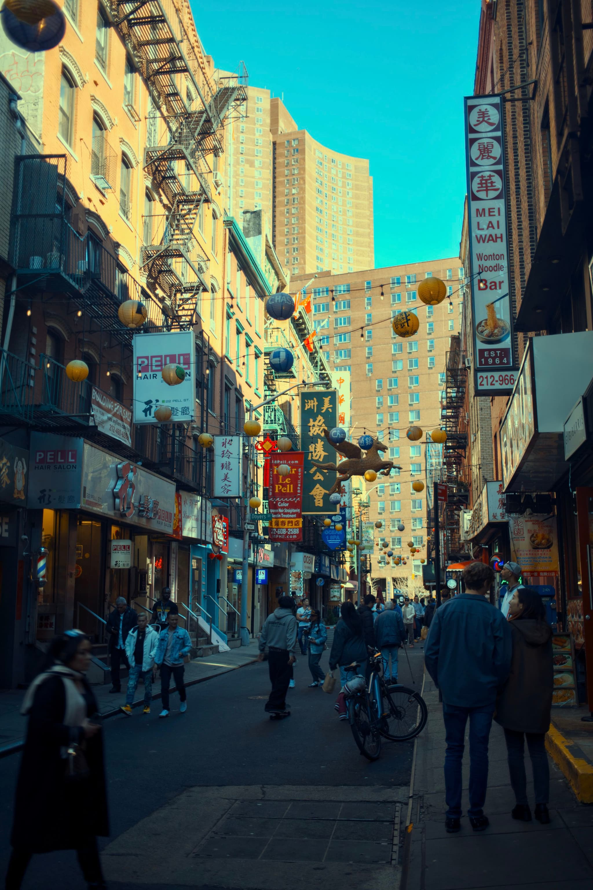 Chinatown Bustle